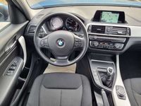 gebraucht BMW 116 116 d Advantage // NAVI - RÜCKFAHRKAMERA //