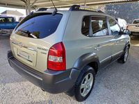 gebraucht Hyundai Tucson 2,0 CRDi Comfort 4WD ! Serviceheft!