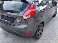Gebraucht Ford Fiesta Trend 82 PS (60 kW) 2017 Grau Limousine