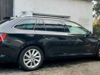 gebraucht Skoda Superb Kombi 2,0 TDI Style DSG - top Ausstattung