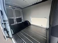 Gebraucht Ford Transit 105 PS (77 kW) 2022 Weiß Van