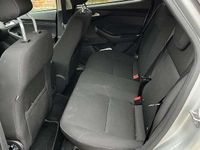 Gebraucht Ford Focus Trend 120 PS (88 kW) 2016 Silber Kombi