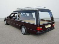 Gebraucht Mercedes E250 87 PS (63 kW) 1993 Violett Kombi