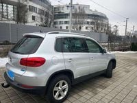 Gebraucht VW Tiguan Sport 140 PS (102 kW) 2012 Grau SUV