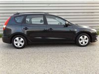 gebraucht Hyundai i30 CW 1,6 CRDi Europe Klima AHK MFL Rostfrei 2Hand Modell2011 1aTop Zustand Perfekt