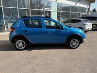 Gebraucht Dacia Sandero Stepway 90 PS (66 kW) 2013 Blau Limousine