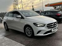 gebraucht Mercedes B200 d Aut.*AHK*Leder*360°*HUD*Ambiente*Widescreen*