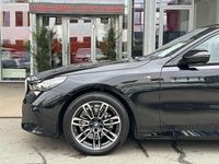 gebraucht BMW 520 d Touring xDrive M-Paket Aut. / AHK / 19"