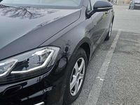 Gebraucht VW Golf VII Comfortline 116 PS (85 kW) 2018 Schwarz Limousine