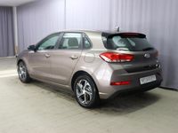 gebraucht Hyundai i30 Comfort 1.0 T-GDi 7DCT FL, DCT Automatikgetriebe, Klimaanlage, Sitzheizung, Lederlenkrad, Radio DAB, Freisprecheinrichtung, Lichtsensor, Tempomat, Einparkhilfe hinten, Nebelscheinwerfer, 16 Zoll Leichtmetallfelgen, uvm.