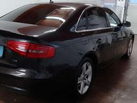 Gebraucht Audi A4 120 PS (88 kW) 2014 Schwarz Limousine