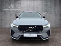 Gebraucht Volvo XC60 Plus 197 PS (144 kW) 2023 Grau SUV