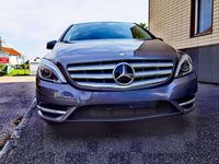 Gebraucht Mercedes B180 109 PS (80 kW) 2013 Grau Van / Kleinbus