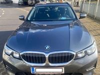 Gebraucht BMW 320 190 PS (139 kW) 2020 Grau Kombi