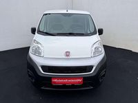 Gebraucht Fiat Fiorino 80 PS (58 kW) 2018 Weiß Van / Kleinbus