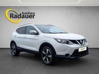 Gebraucht Nissan Qashqai 131 PS (96 kW) 2015 Weiß SUV