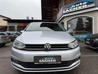 Gebraucht VW Touran 122 PS (89 kW) 2023 Silber Van / Kleinbus