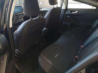 gebraucht Ford Focus 1,0 EcoBoost Active