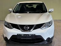 Gebraucht Nissan Qashqai Visia 110 PS (80 kW) 2015 Weiß SUV