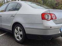 gebraucht VW Passat 1.6 FSI Comfortline