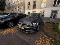 Gebraucht VW Golf VII Comfortline 116 PS (85 kW) 2017 Grau Kombi