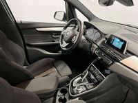 Gebraucht BMW 218 Gran Tourer Advantage 150 PS (110 kW) 2020 Silber Van / Kleinbus