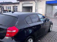 Gebraucht BMW 116 116 PS (85 kW) 2011 Schwarz Kleinwagen