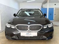 gebraucht BMW 318 d Advantage *LED/HSW-Leder/Sitzh.-Livecockpit*