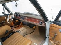 Gebraucht Mercedes 250 130 PS (95 kW) 1968 Weiß Limousine