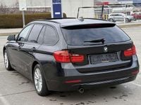 Gebraucht BMW 320 Sport Line 184 PS (135 kW) 2013 Schwarz Kombi