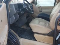 gebraucht VW Caravelle T4Caravelle 2-3-2 Coach 2,5 TDI Aut.