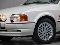 Gebraucht Ford Escort 102 PS (75 kW) 1990 Weiß Limousine