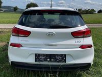 gebraucht Hyundai i30 i30CW 1,4 MPI Start/Stopp Comfort Comfort