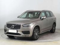 Gebraucht Volvo XC90 Momentum 235 PS (172 kW) 2020 Beige SUV