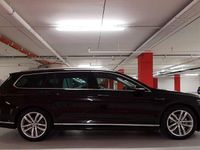 Gebraucht VW Passat Elegance 190 PS (139 kW) 2020 Schwarz Kombi