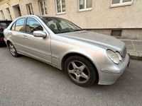 gebraucht Mercedes C220 Avantgarde CDI Aut.