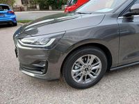 gebraucht Ford Focus Turnier 1,0 EcoBoost Hybrid Titanium Edition Aut.