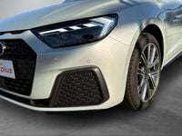 Neu Audi A1 Design 116 PS (85 kW) 2025 Silber Limousine
