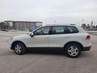 Gebraucht VW Touareg 204 PS (150 kW) 2012 Weiß SUV
