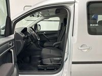 gebraucht VW Caddy Maxi Kombi Trendline 2,0 TDI DSG.7-Sitzer/NAVI/...