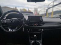 gebraucht Hyundai i30 Kombi GO PLUS 10 T-GDI 120PS