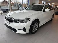 Gebraucht BMW 316 Sport Line 122 PS (89 kW) 2021 Weiß Kombi