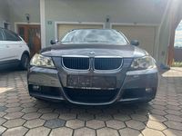 Gebraucht BMW 318 129 PS (94 kW) 2006 Grau Limousine