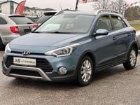 Gebraucht Hyundai i20 Select 101 PS (74 kW) 2017 Blau Kleinwagen