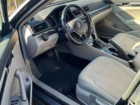 Gebraucht VW Passat 170 PS (125 kW) 2016 Grau Limousine