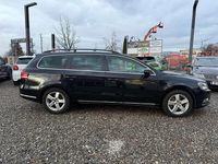Gebraucht VW Passat Comfortline 105 PS (77 kW) 2012 Blau Kombi