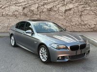 gebraucht BMW 530 530 d M-Paket x-Drive *SCHIEBEDACH* *SZH* *HUD*