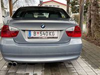 gebraucht BMW 330 330 d Österreich-Paket Aut.