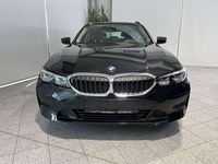Gebraucht BMW 318 Advantage 136 PS (100 kW) 2022 Schwarz Kombi