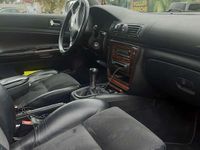 Gebraucht VW Passat 116 PS (85 kW) 1999 Silber Limousine